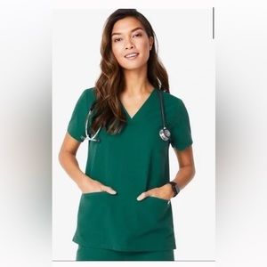 Figs hunter green Xsmall top